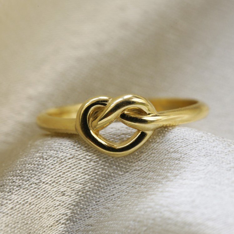 heart shaped gold ring heart shaped gold ring