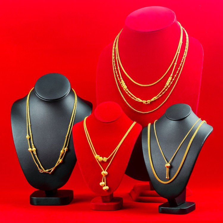 multiple gold jewellery display multiple gold jewellery display